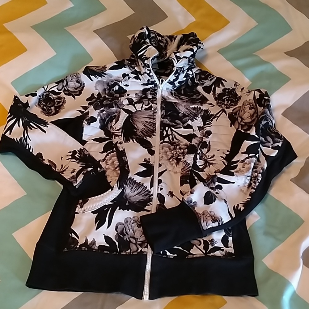 Lululemon Scuba Zip Up